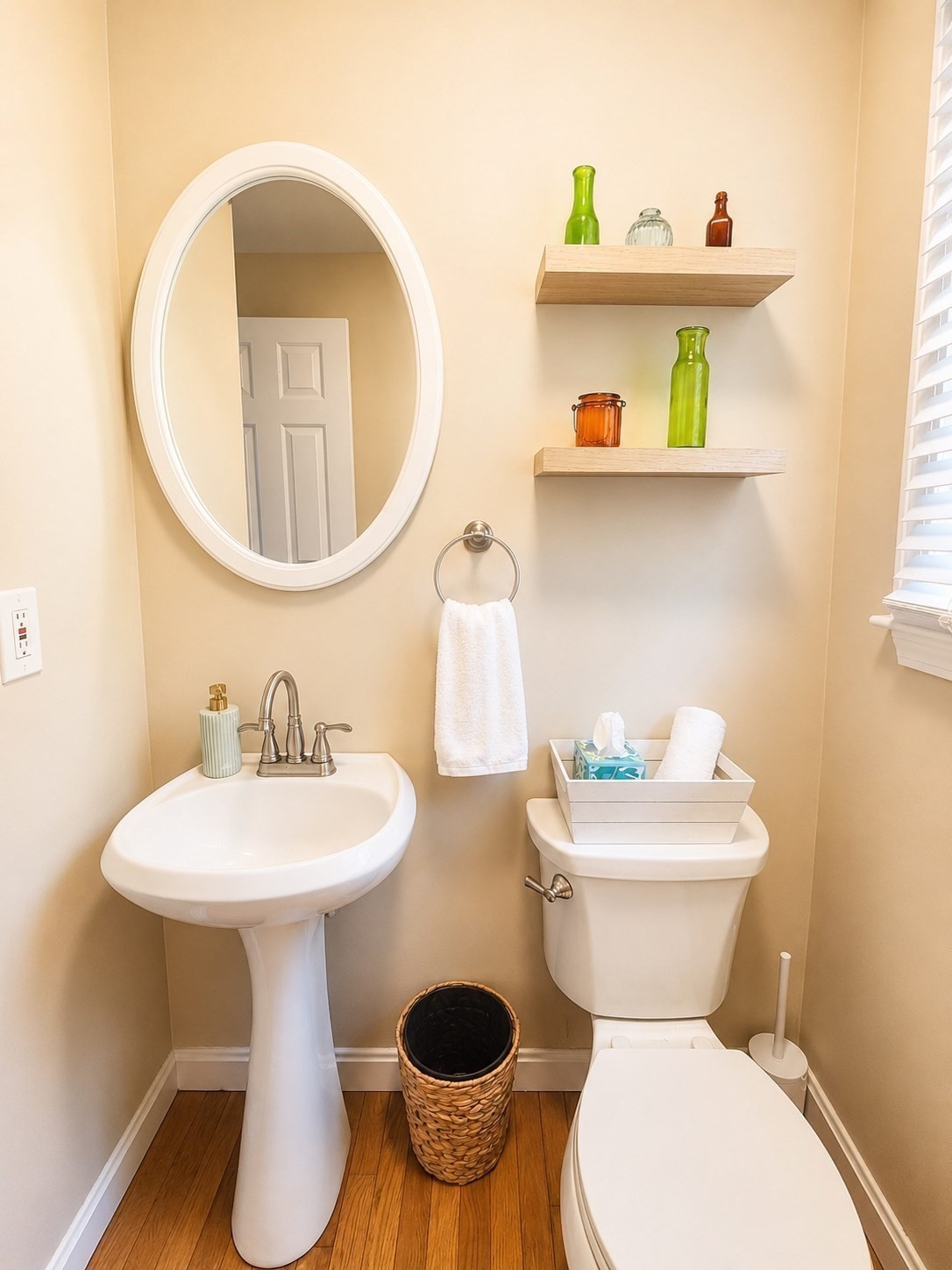 1096 Long Pond Rd Property Photo 35