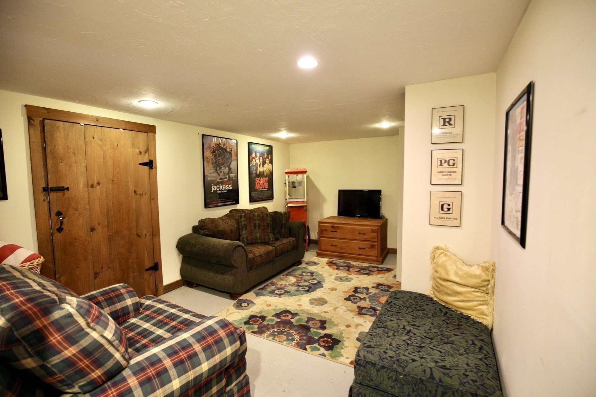86 Taunton St Property Photo 17