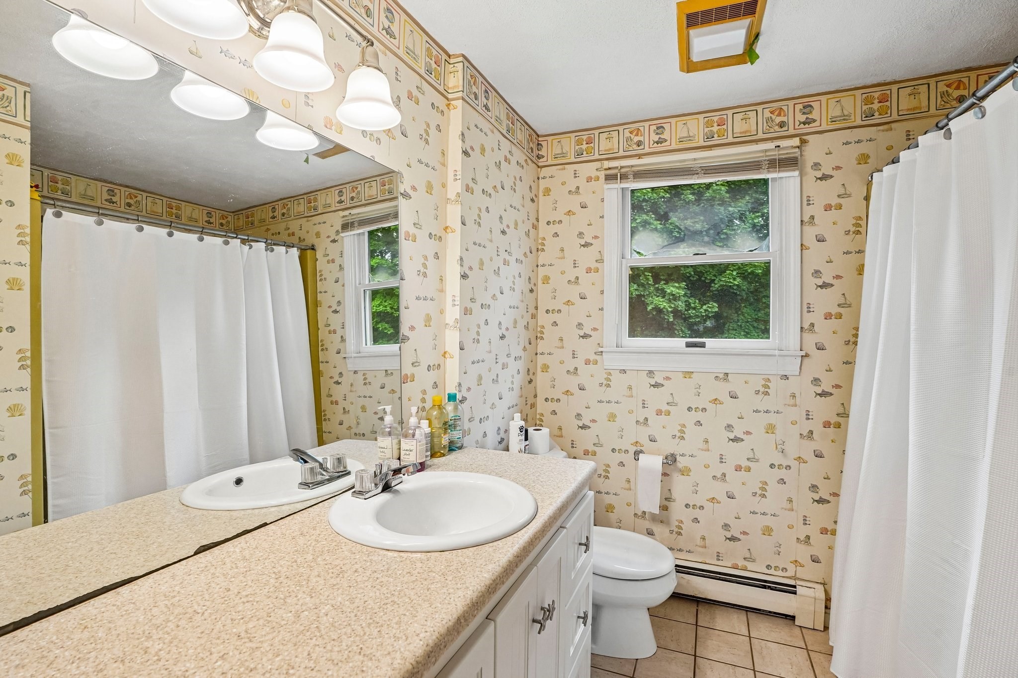 2 Berkley Cir Property Photo 31
