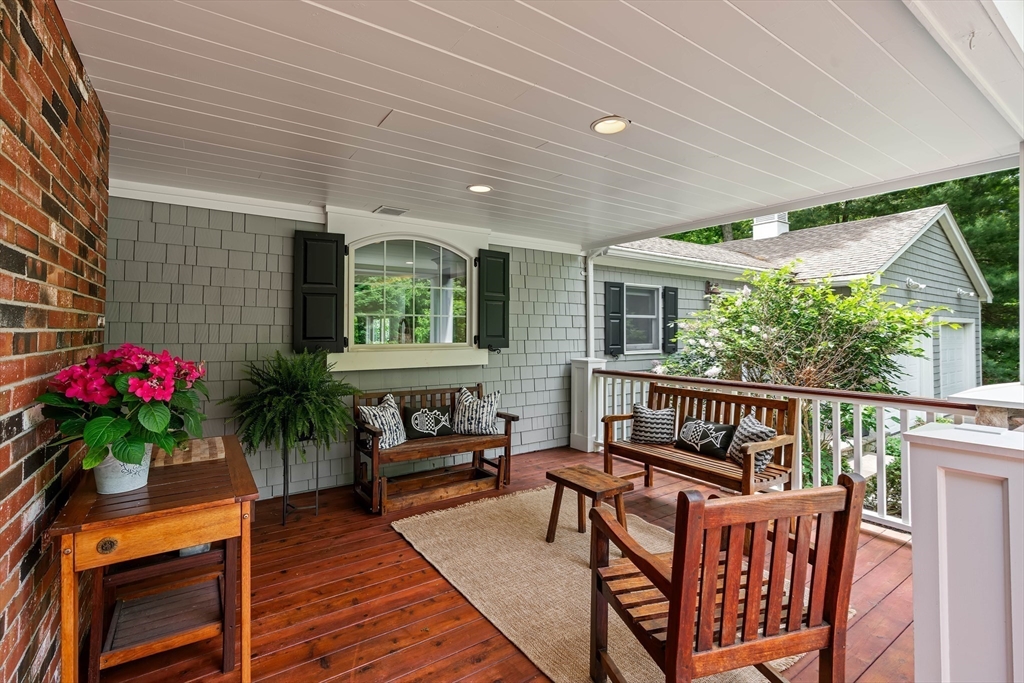 6 Brooks Hill Road Property Photo 5