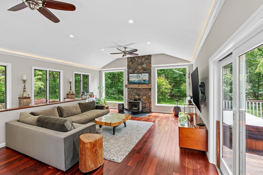 6 Brooks Hill Road Property Photo 8