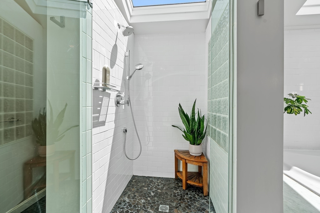 6 Brooks Hill Road Property Photo 30