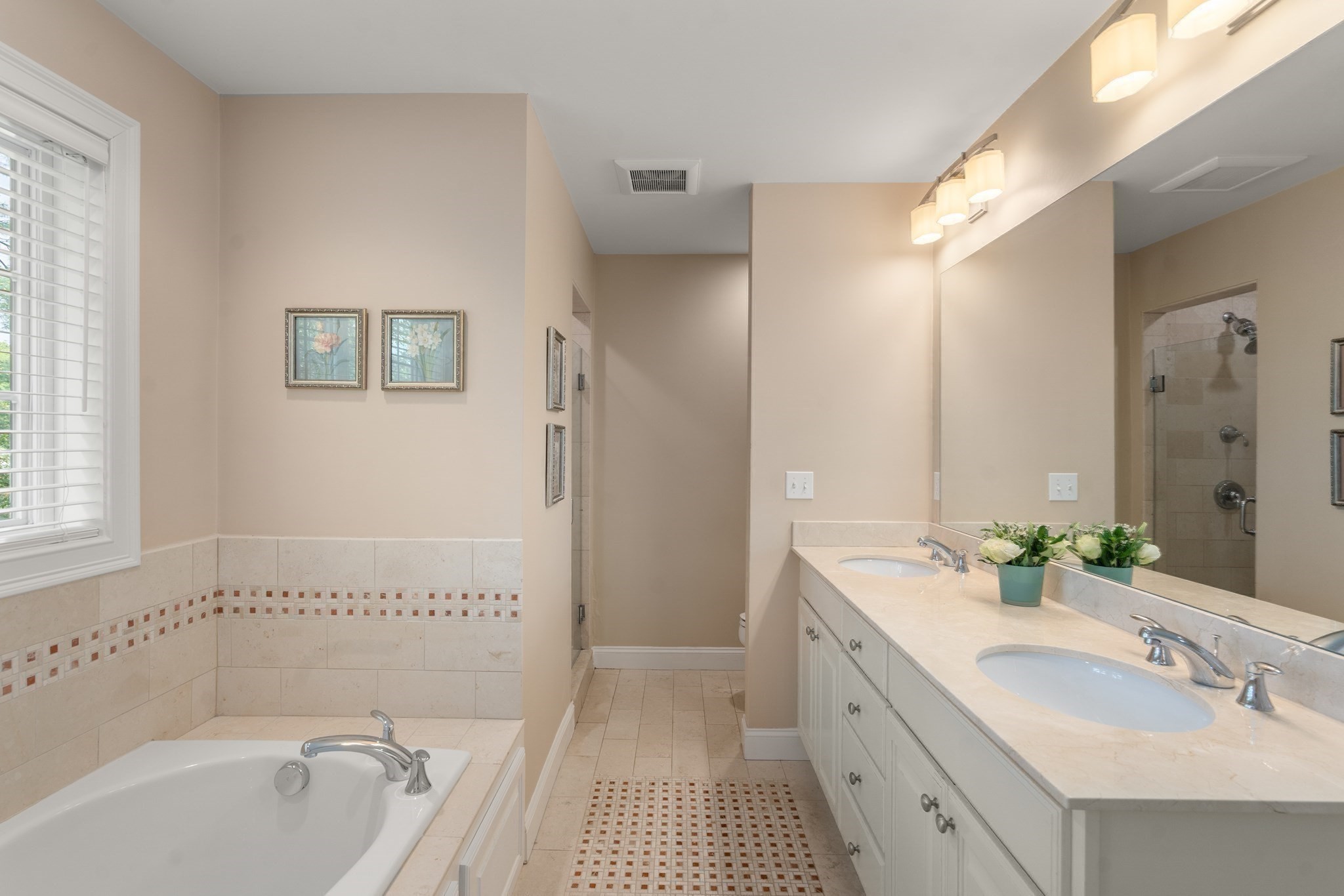 77 Cedar Street Property Photo 20