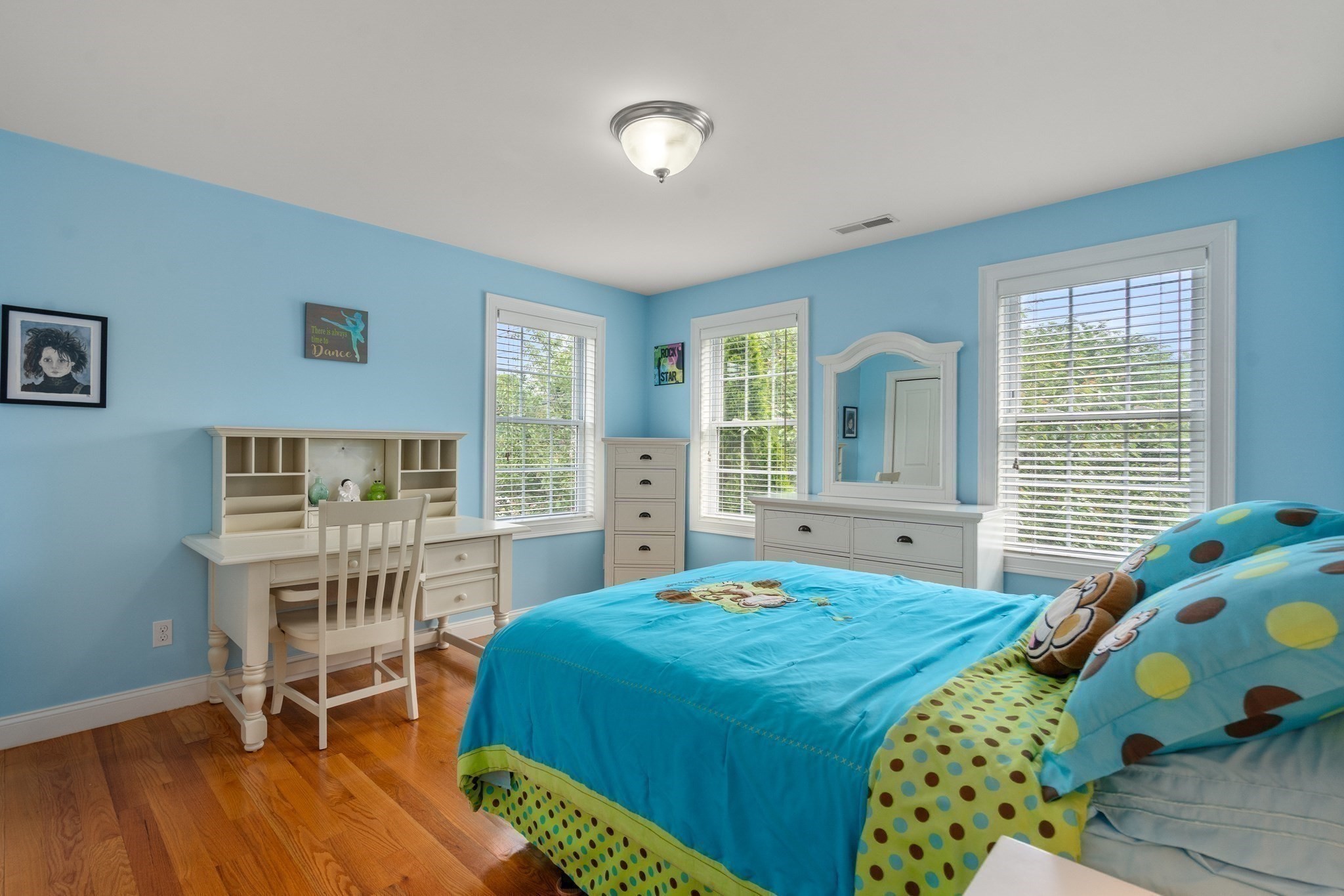 77 Cedar Street Property Photo 23