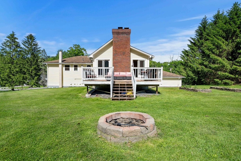 240 Hampstead St Property Photo 35