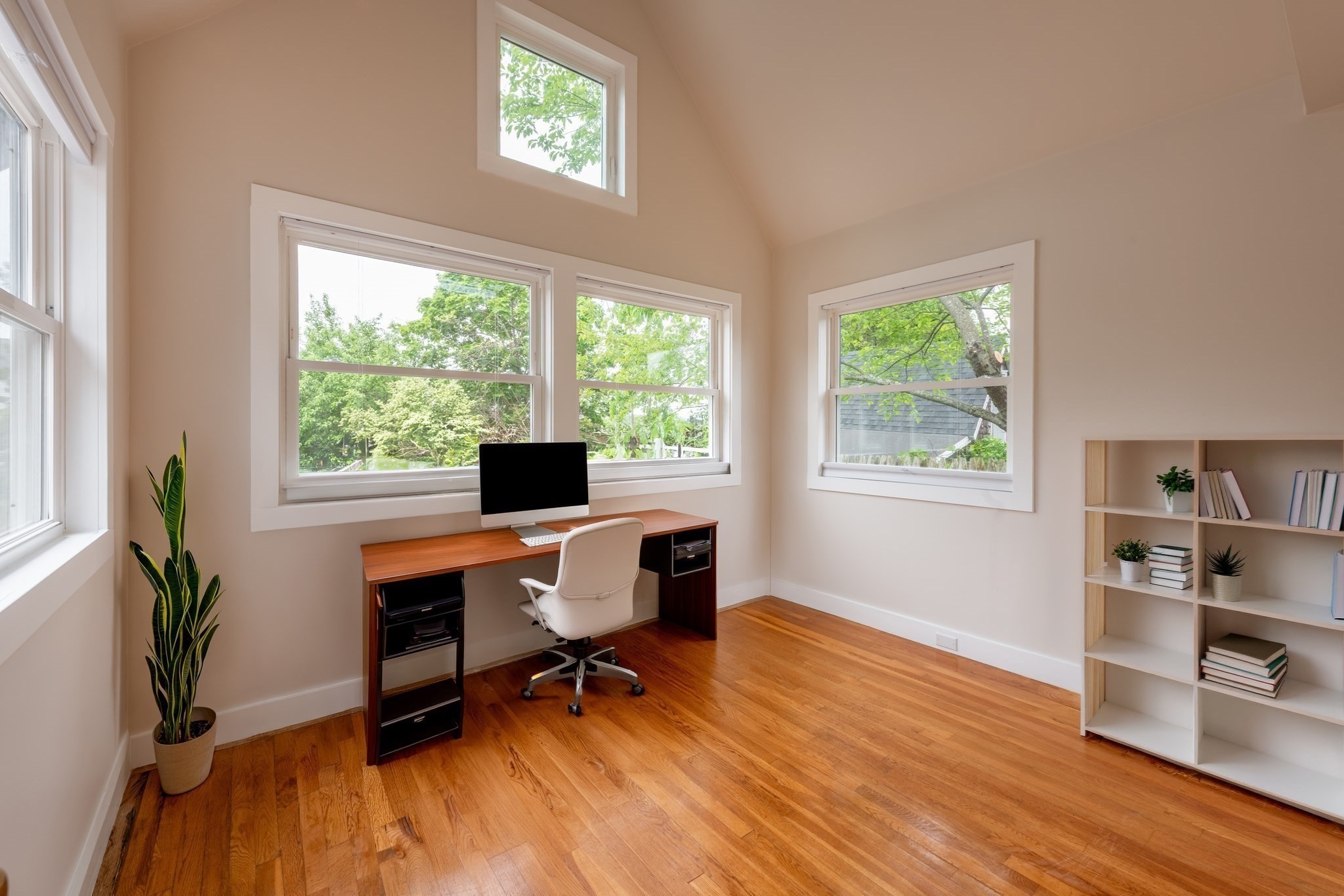 8 Hideaway Place Property Photo 14