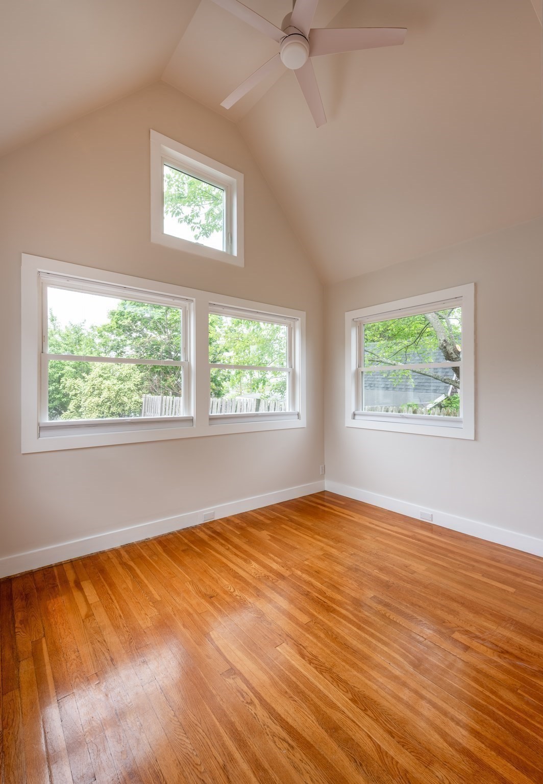 8 Hideaway Place Property Photo 15