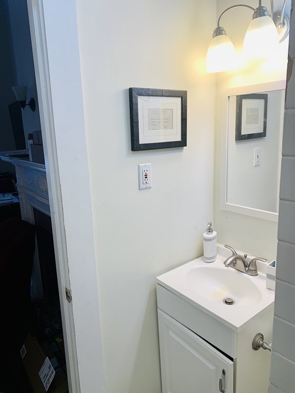 296 Marlborough # 3 Property Photo 11