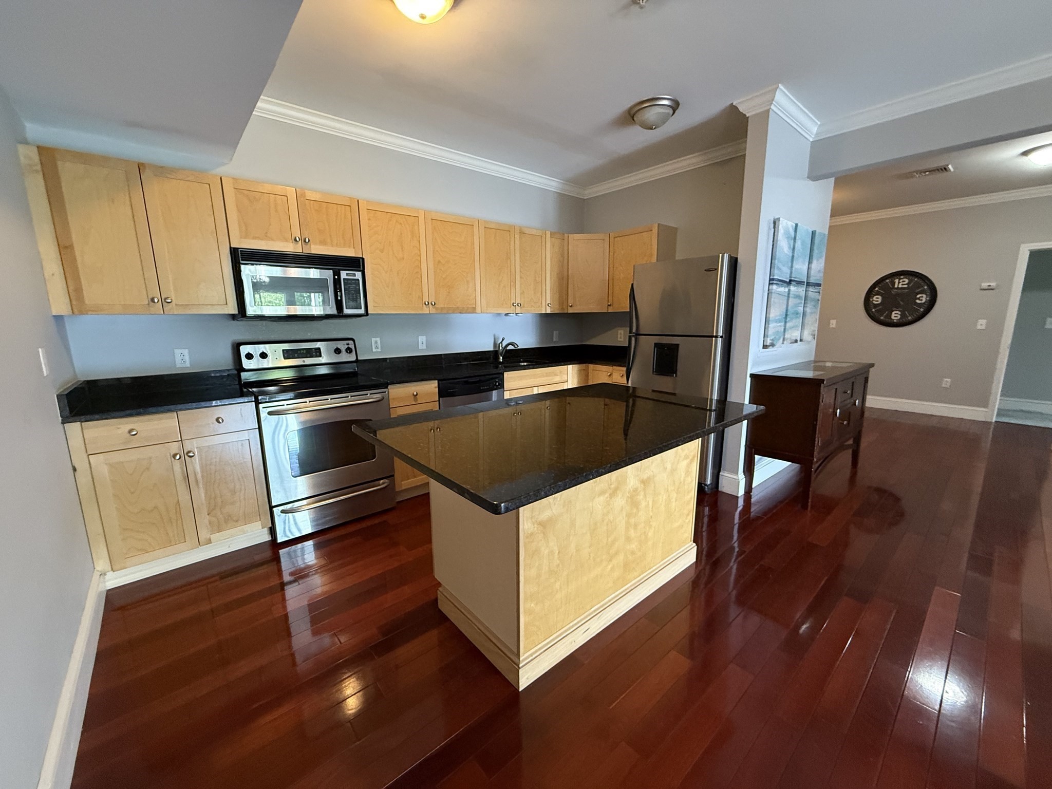 414 Mount Hope St # 104 Property Photo 1