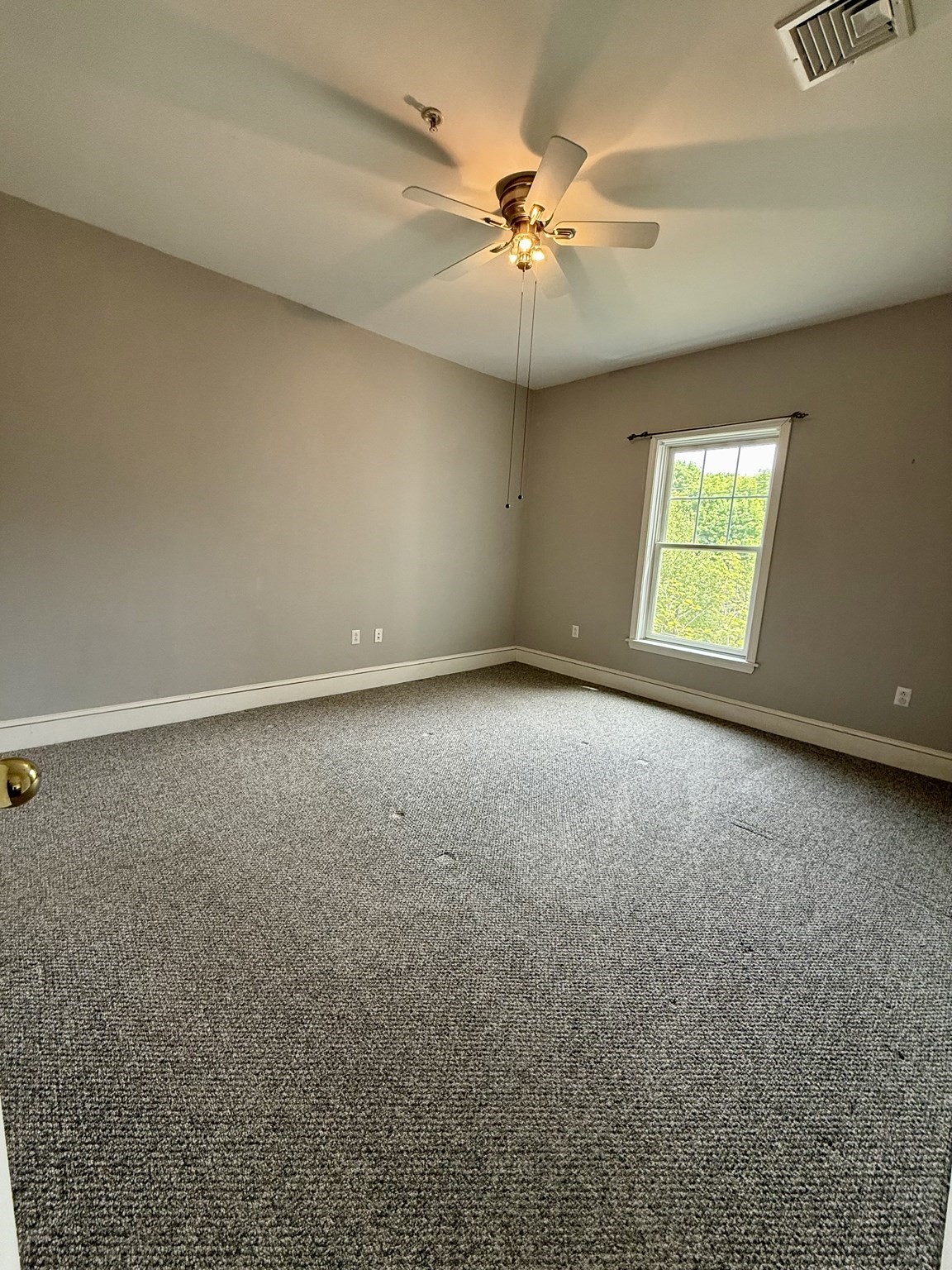 414 Mount Hope St # 104 Property Photo 12