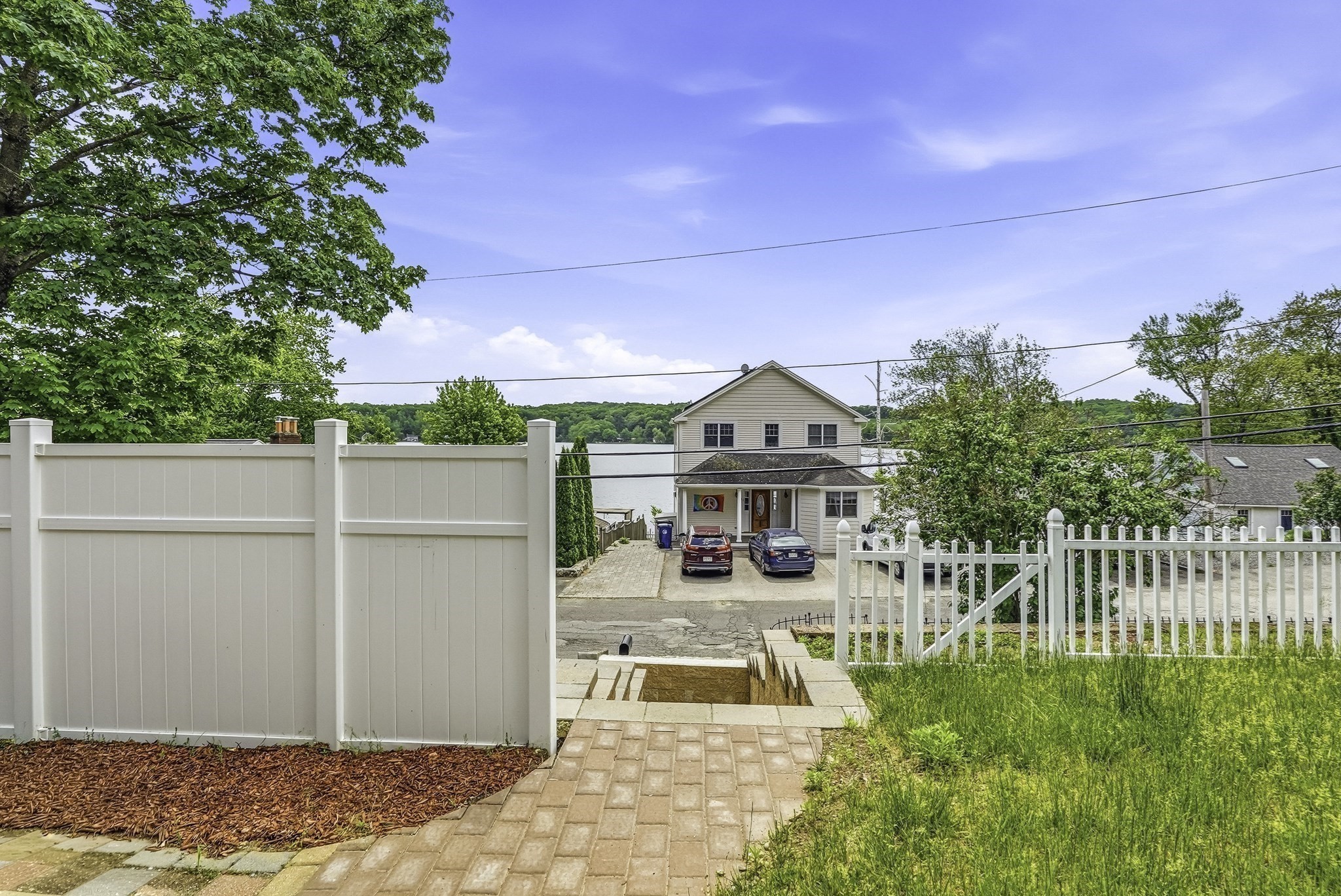 50 Lakeshore Dr Property Photo 4