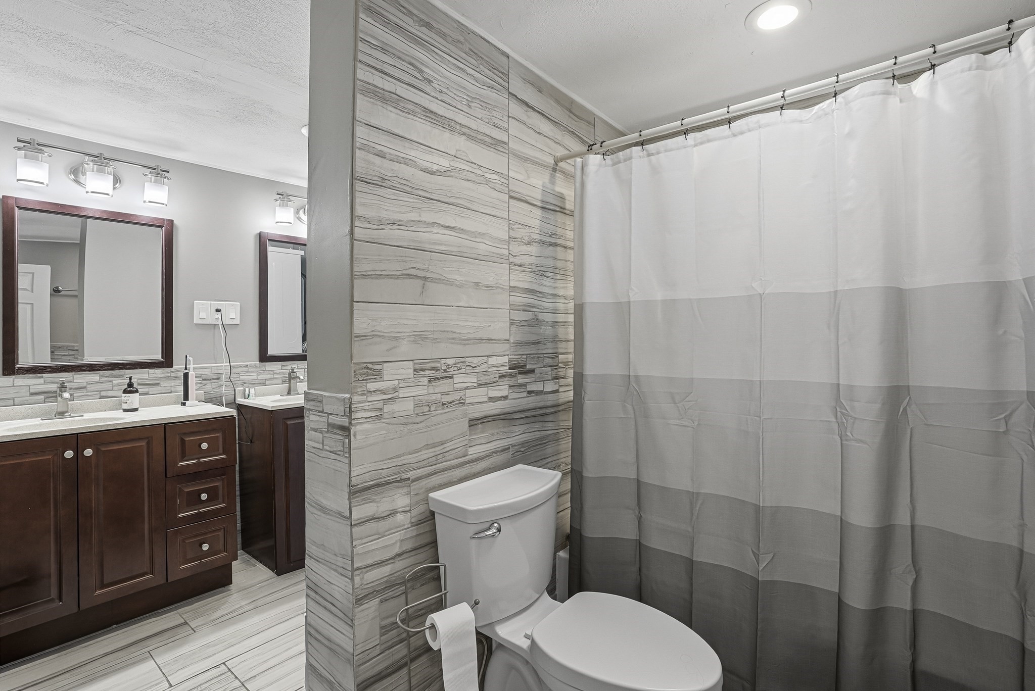 50 Lakeshore Dr Property Photo 17