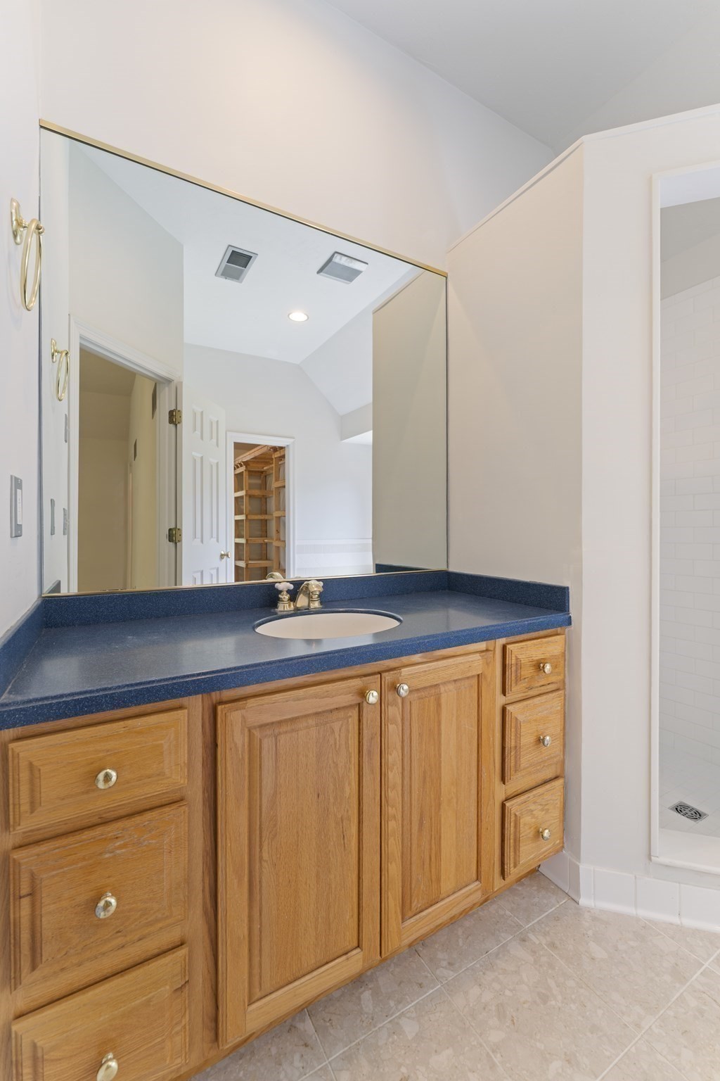 28 Vincent Rd Property Photo 18