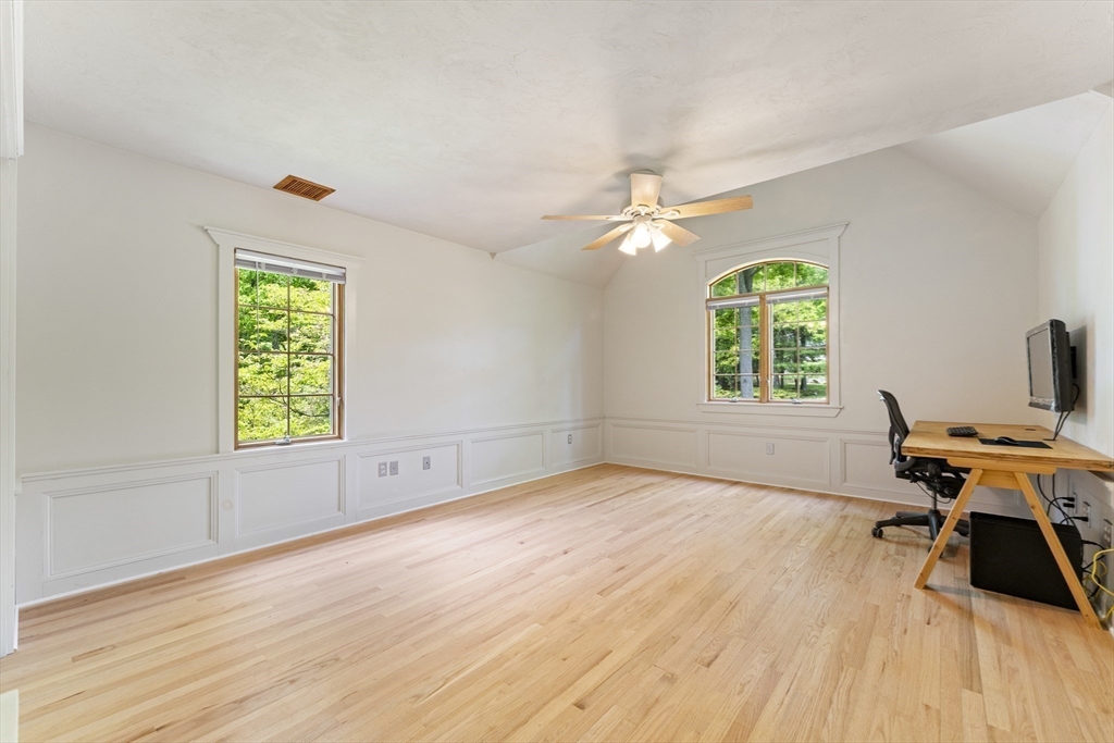 28 Vincent Rd Property Photo 27
