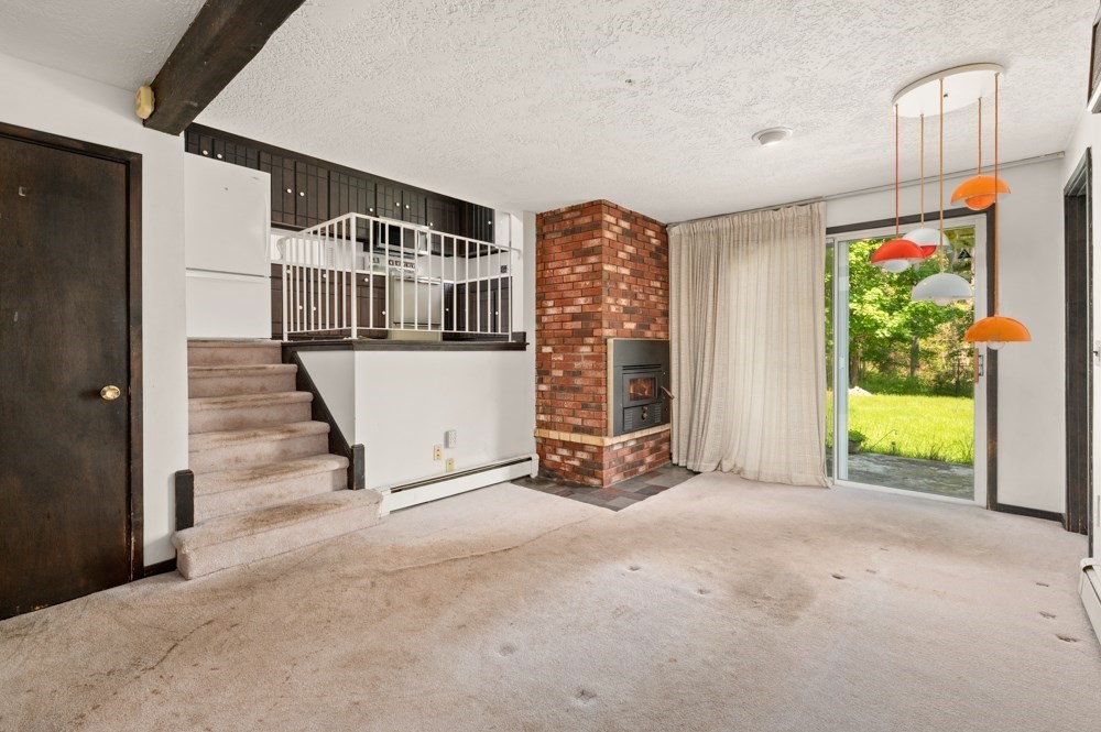 50 Notre Dame Rd Property Photo 4