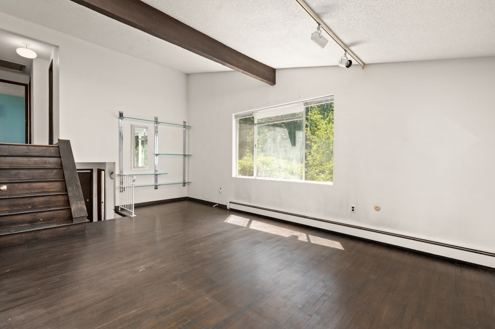 50 Notre Dame Rd Property Photo 7