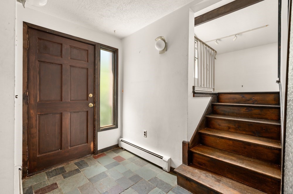 50 Notre Dame Rd Property Photo 27