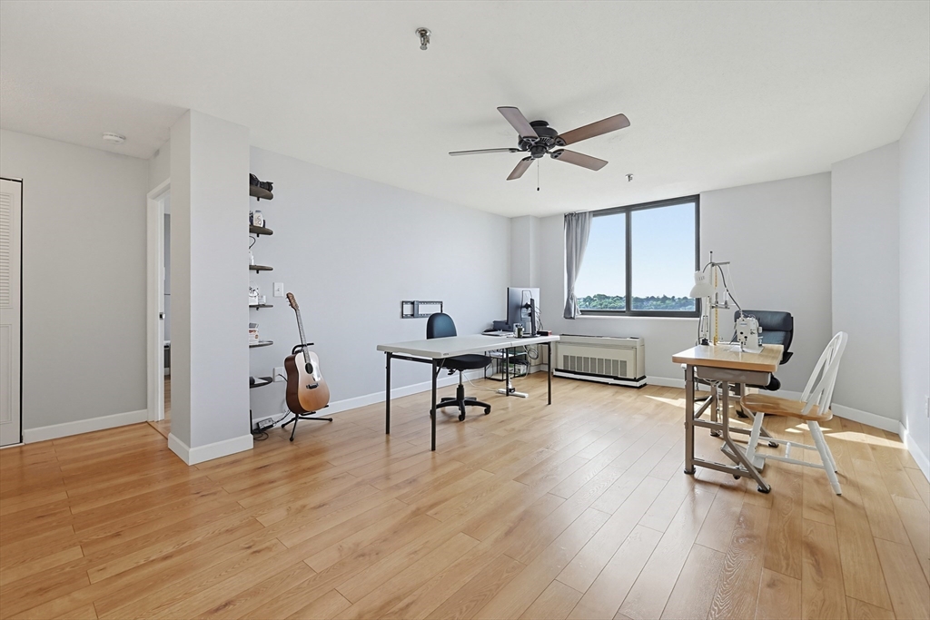 77 Adams St # 1102 Property Photo 8