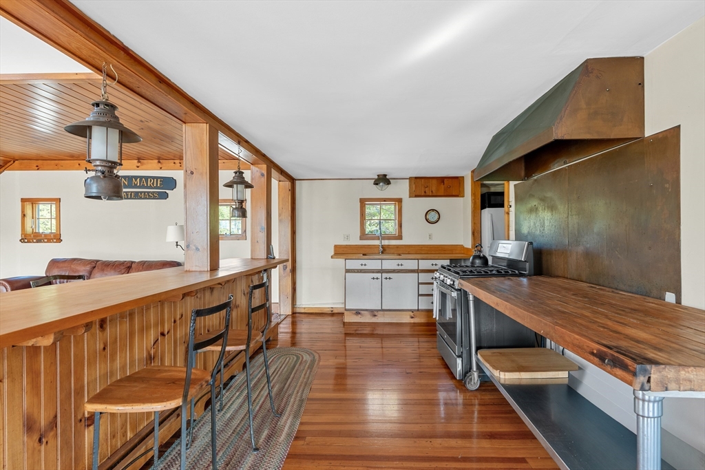 274 Gannett Rd Property Photo 13