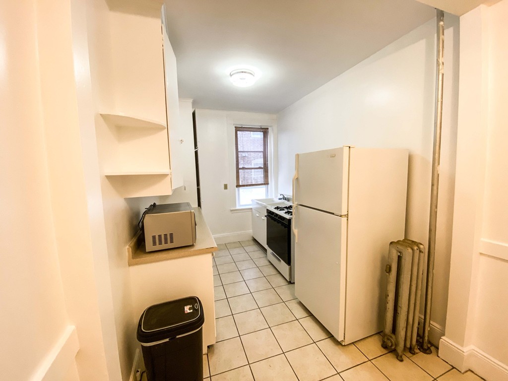 15 Parkman St # 1b Property Photo 2