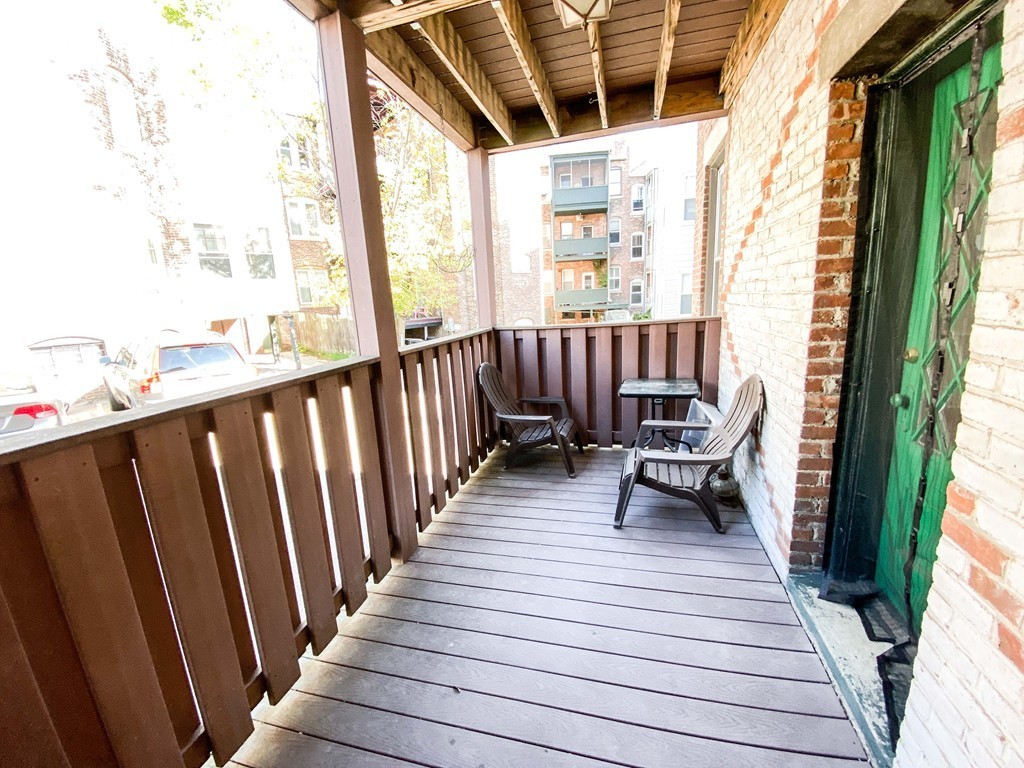 15 Parkman St # 1b Property Photo 4