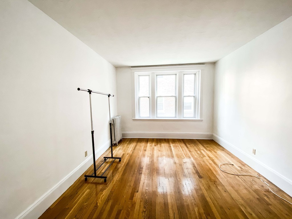 15 Parkman St # 1b Property Photo 5