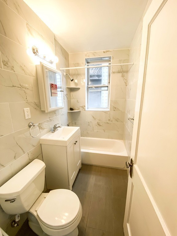 15 Parkman St # 1b Property Photo 8
