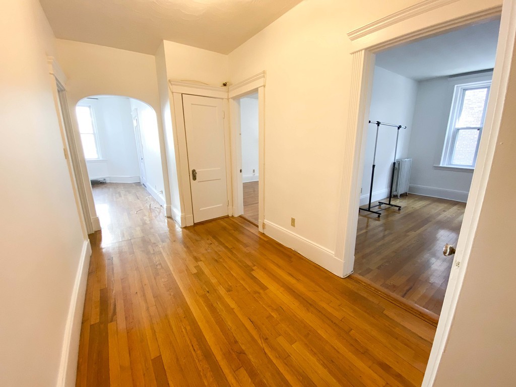 15 Parkman St # 1b Property Photo 9