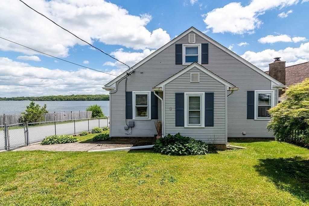 4 Lake Avenue Property Photo 1