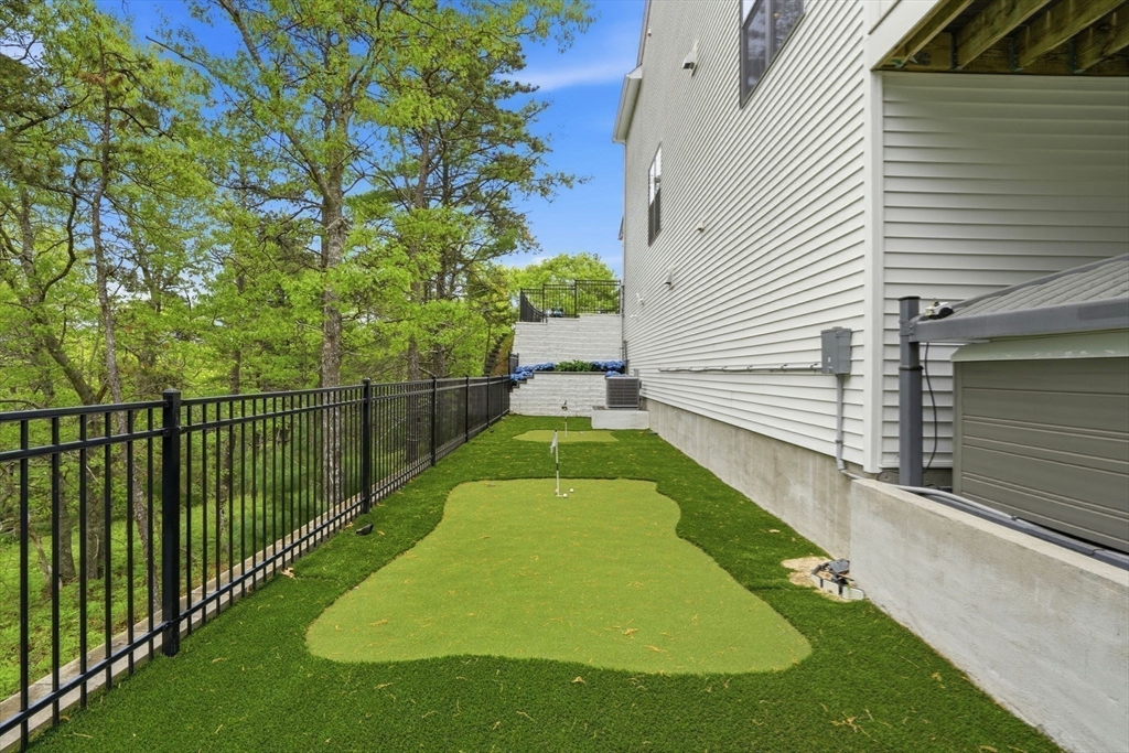 48 Briarwood Property Photo 35