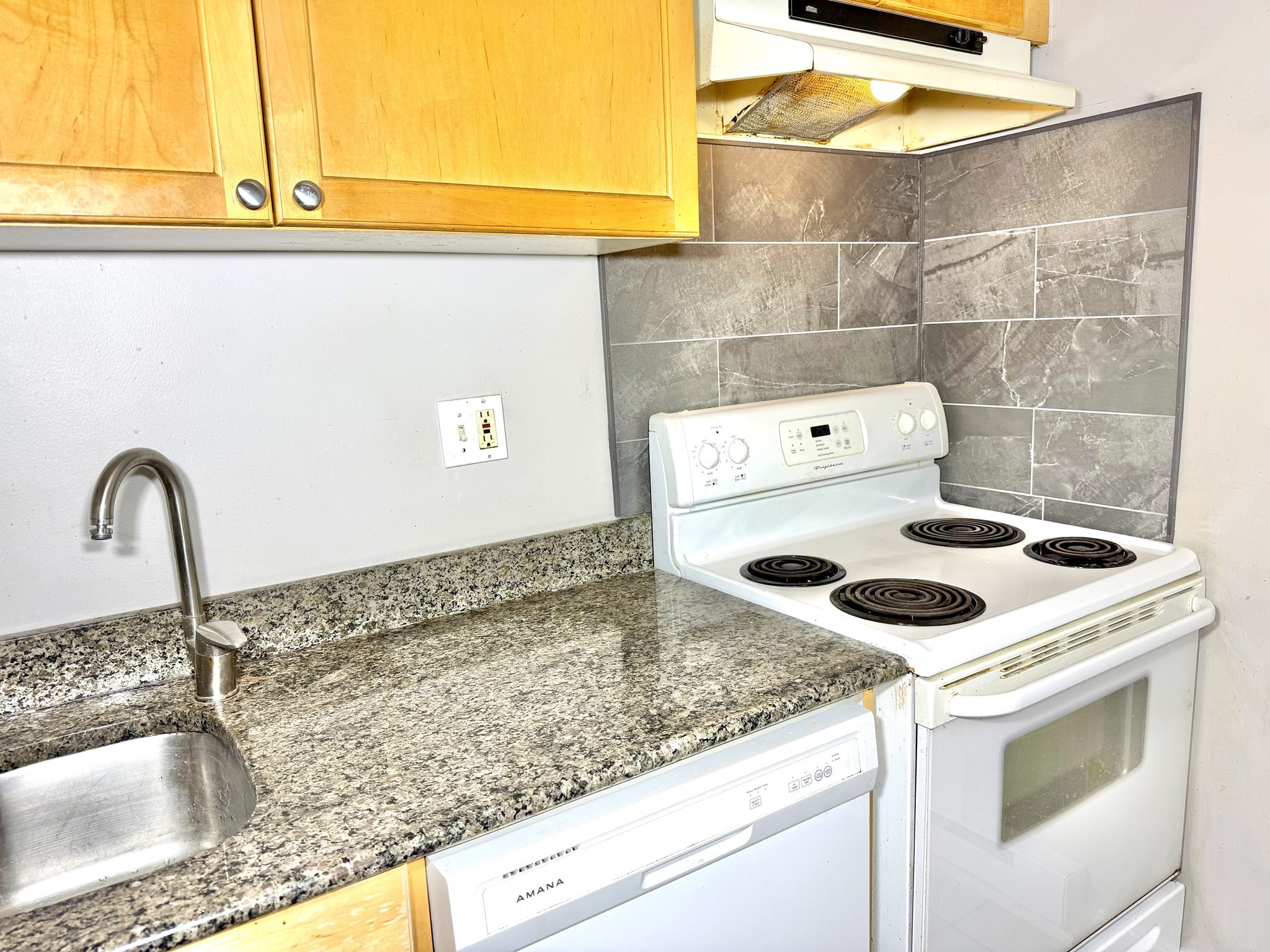 880 Broadway # 5 Property Photo 5