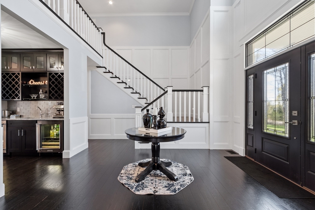 3 Toronto Ave Property Photo 3