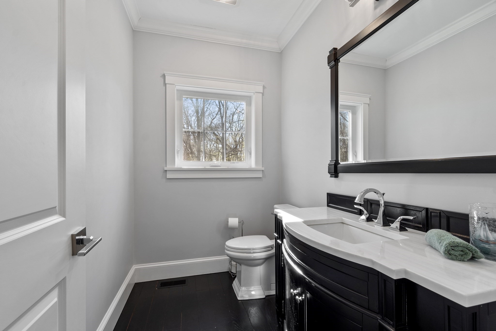 3 Toronto Ave Property Photo 13