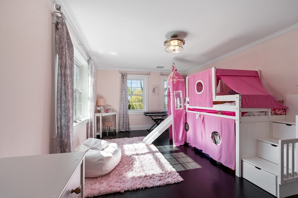 3 Toronto Ave Property Photo 18