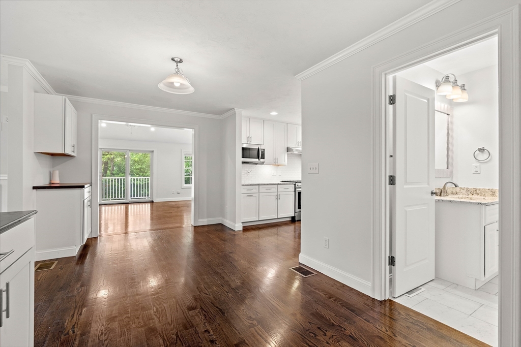 24 Bartlett Ave # 24 Property Photo 1