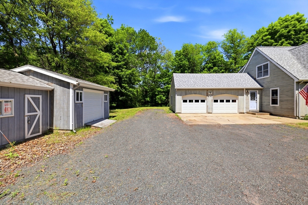 16 Old Long Plain Rd Property Photo 4