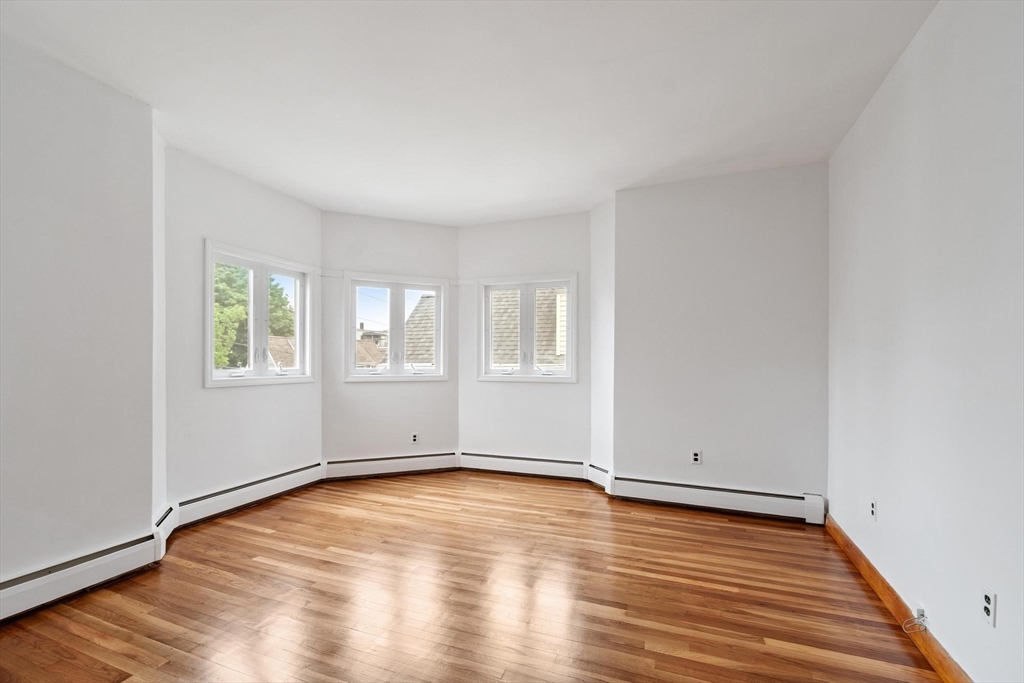17 Tufts Avenue Property Photo 13