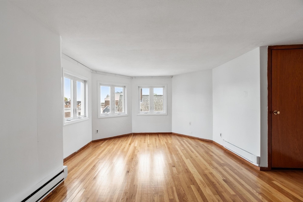 17 Tufts Avenue Property Photo 23