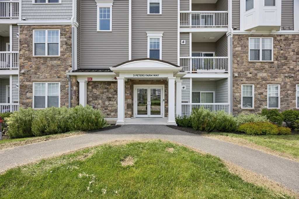 3103 Peters Farm Way # 103 Property Photo 1