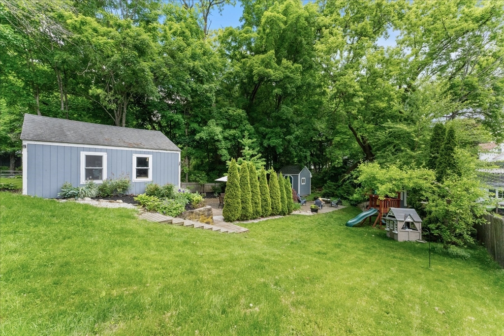 24 Cedar St Property Photo 30