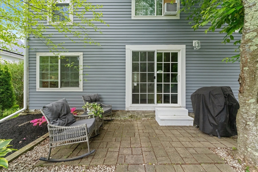 24 Cedar St Property Photo 31