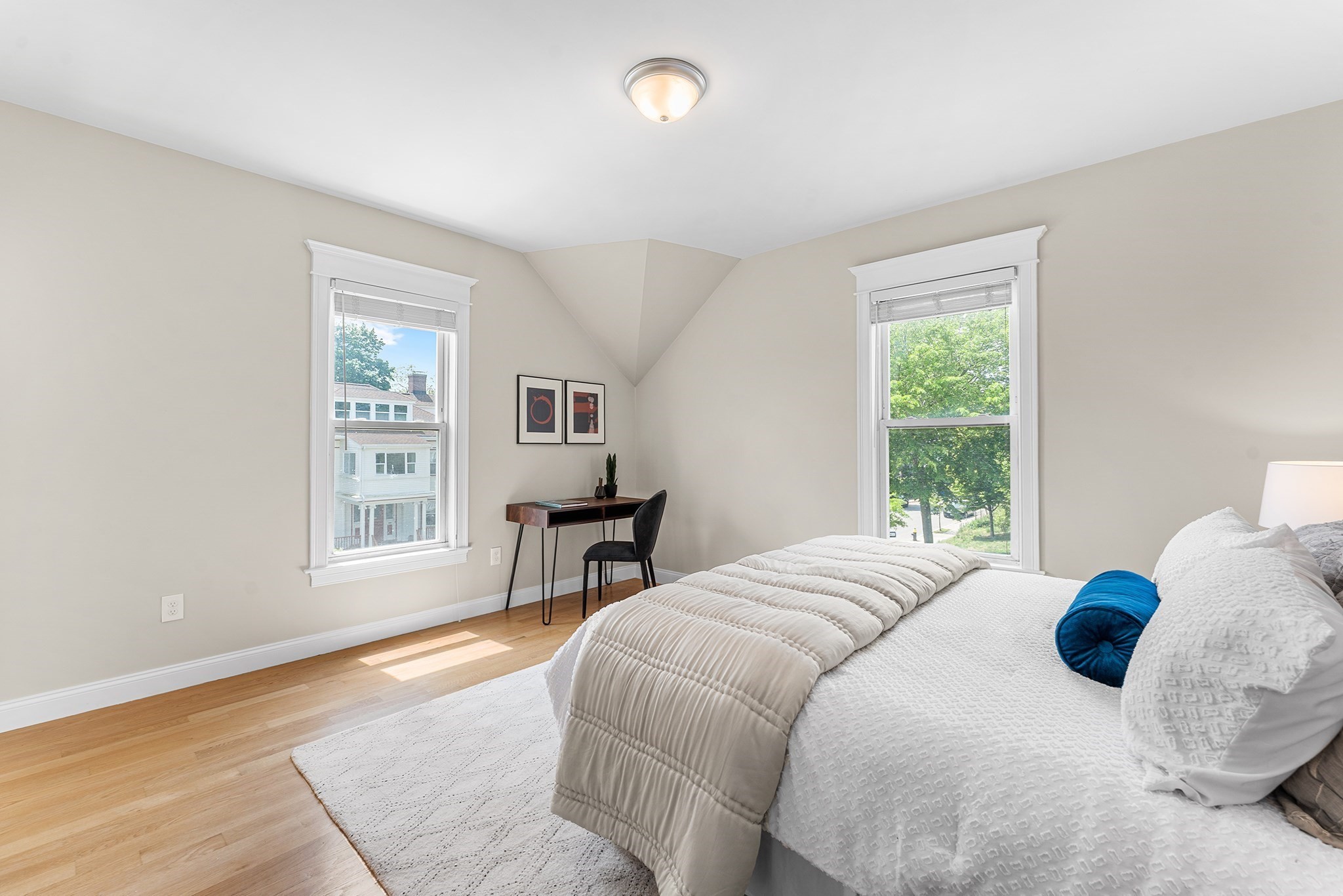156 Ashmont St Property Photo 23
