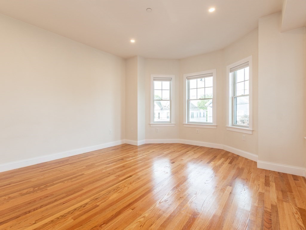 210 Adams # 3 Property Photo 18
