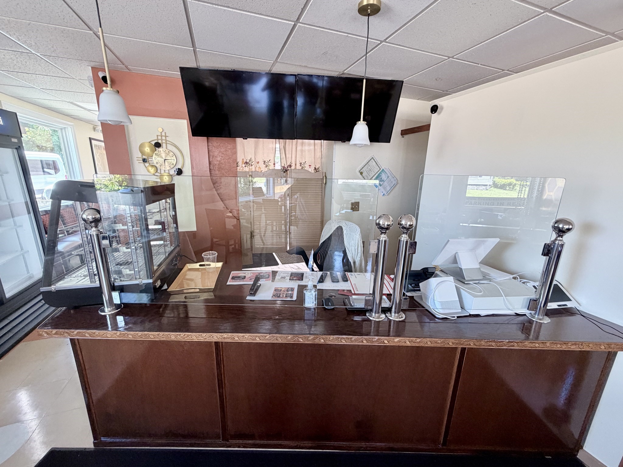 34 Brockton Ave Property Photo 9