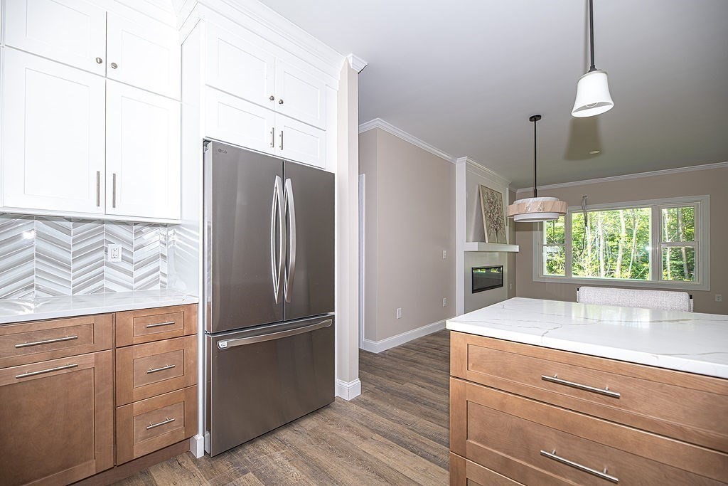 28 Meadowview Lane # A Property Photo 4