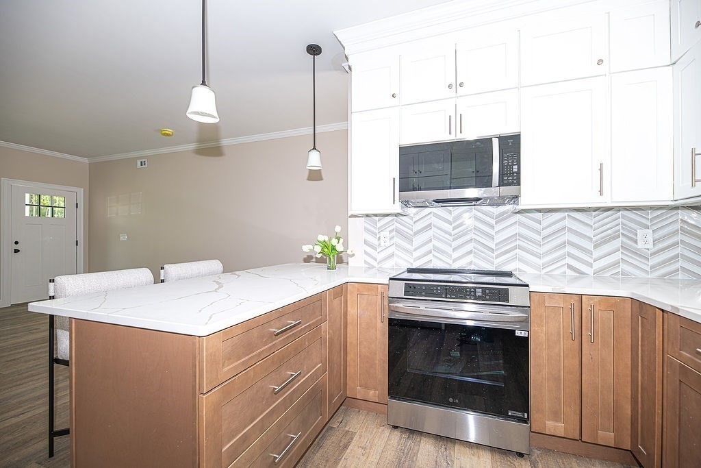 28 Meadowview Lane # A Property Photo 6