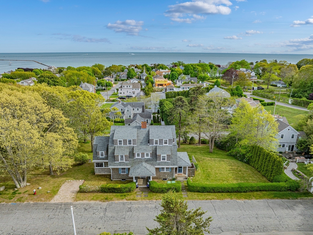 35 Grayton Ave