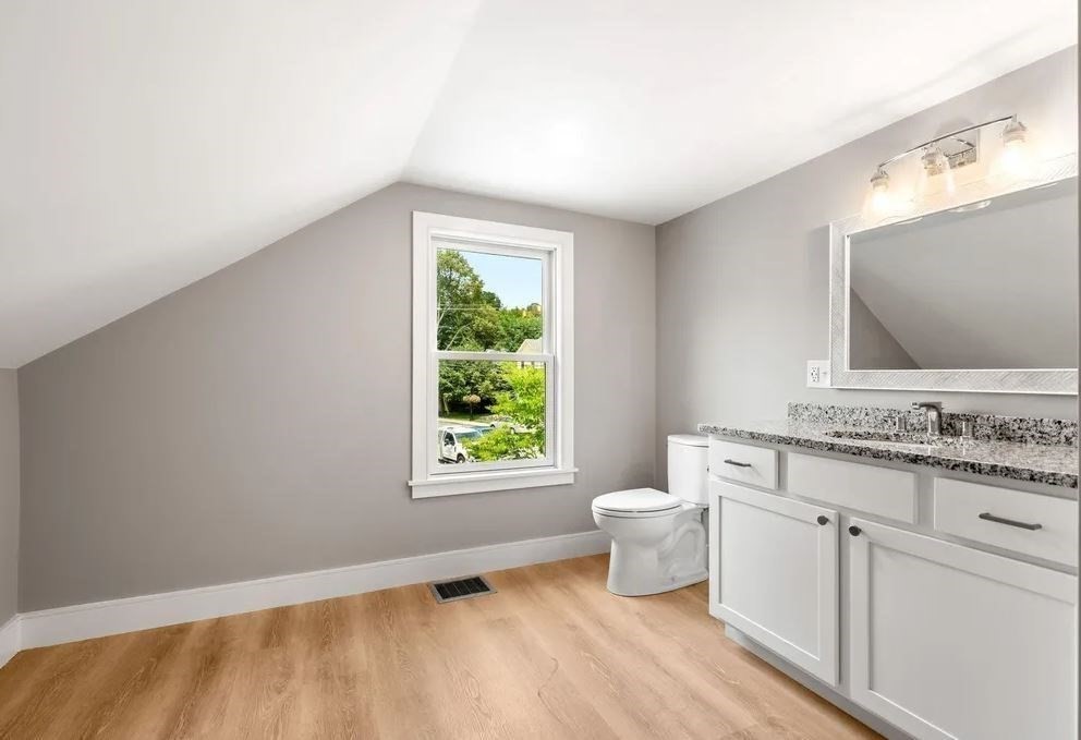 54 Main St # 201 Property Photo 13