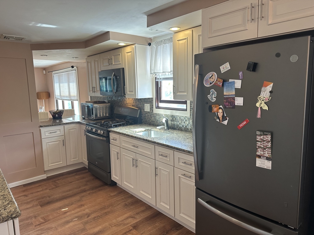 54 Dudley Street Property Photo 4