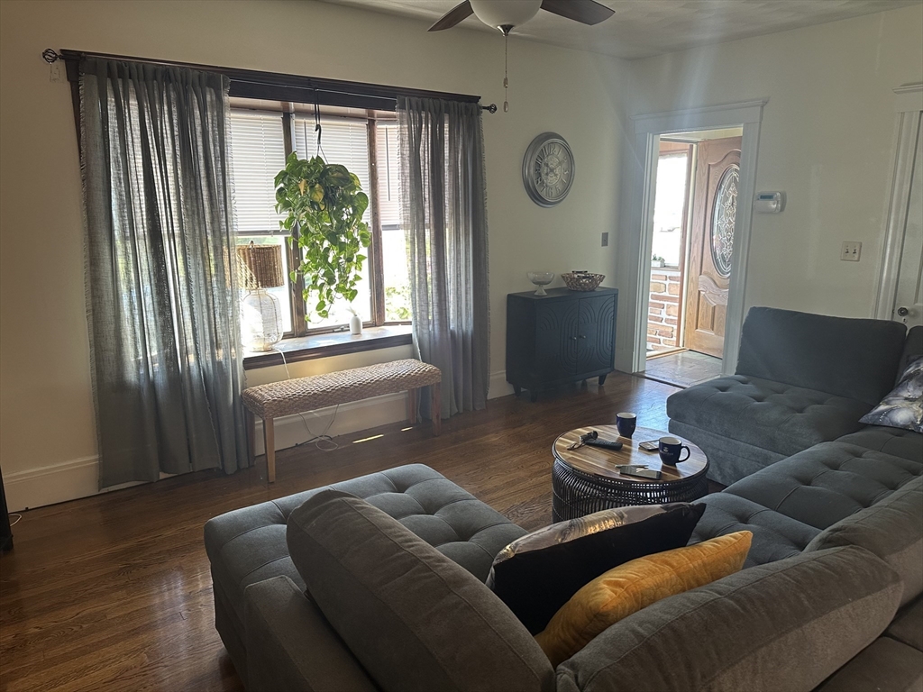 54 Dudley Street Property Photo 9
